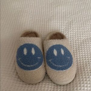 Cozy Cream Slippers with Blue Smiley Face